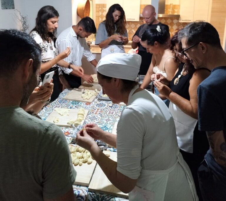 il nostro laboratorio di culurgionis in Ogliastra. Impara l'arte della pasta fresca sarda